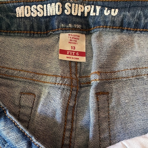 Mossimo Shorts Size 13 - Picture 3 of 3